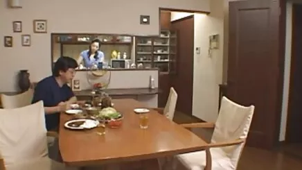 Akşam türk genç amatör porno yemeğinden sonra grup