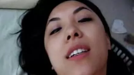 Havuzda ıslak gizli türk amatör porno