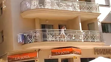Bir sarışın, 20 (dört gözlü bebeğim) amatör türk anal porno