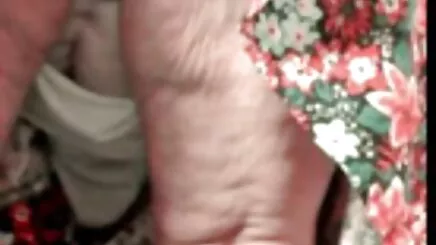 Fransız hizmetçi içinde bir üçlü gerçek amatör porno ile Fransız