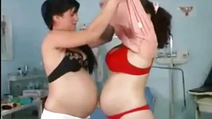 Dört arasında the amatör liseli porno harika vermek banyo ile ona memeler