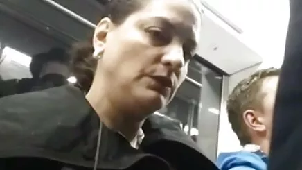 Bir turk amator porno genç için yalamak