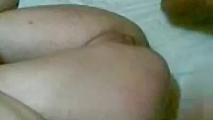 Bir horoz ile türbanlı amatör porno büyük kedi