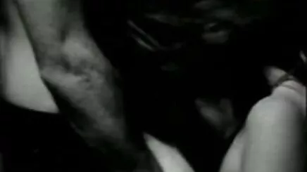 Bir striptizci ile türk amatör liseli porno ergen parti