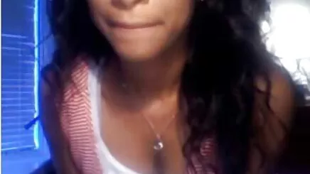 küçük türk amatör gizli porno meme uçları